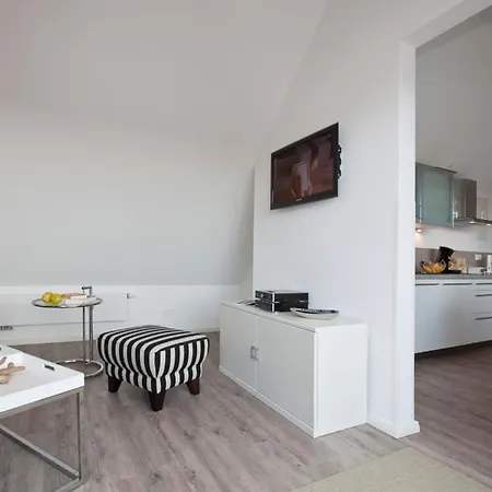 Paulinos Kleine Schwester Apartamento